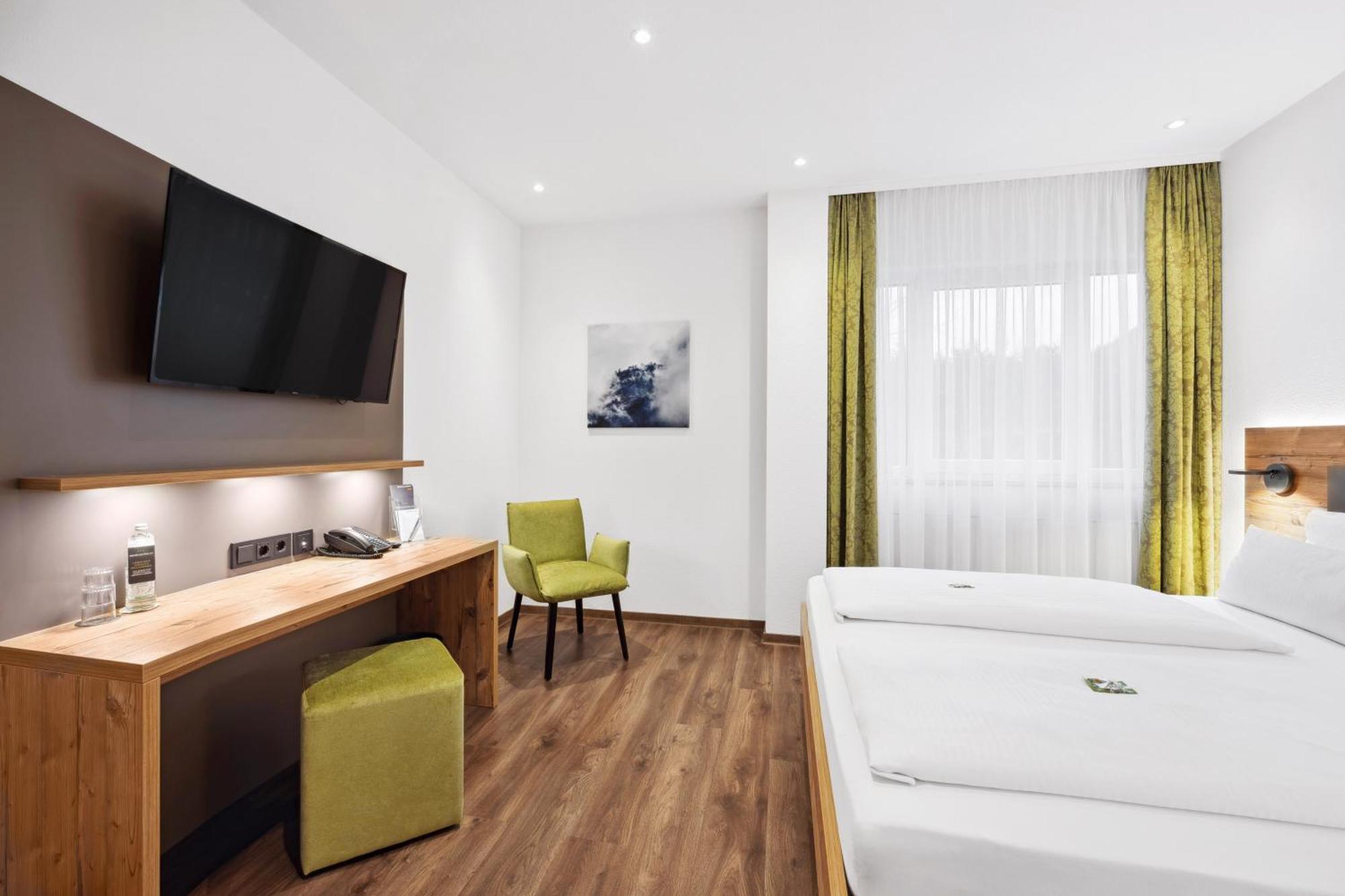 Hotel Zeppelin Laupheim Dış mekan fotoğraf
