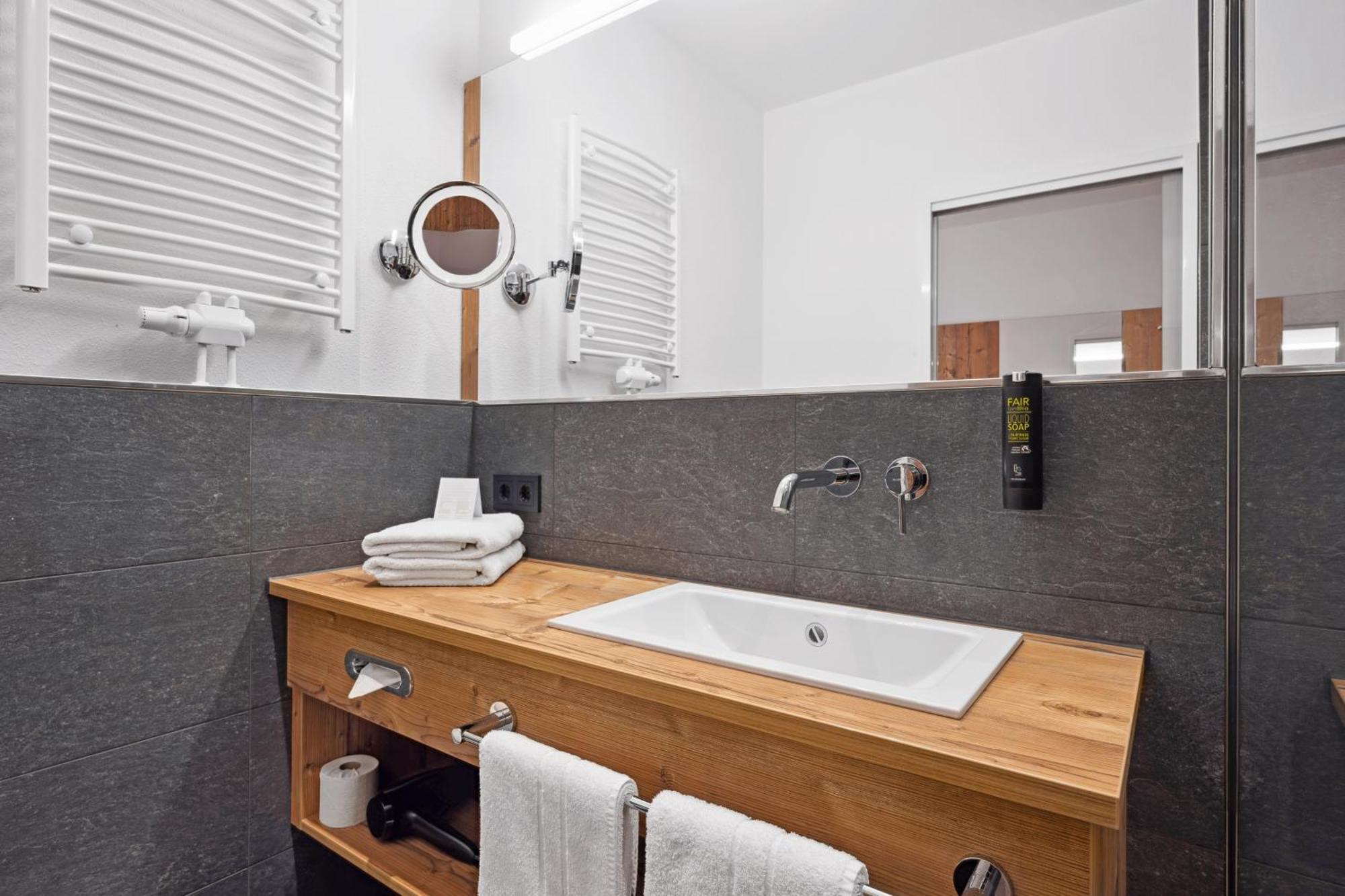 Hotel Zeppelin Laupheim Dış mekan fotoğraf